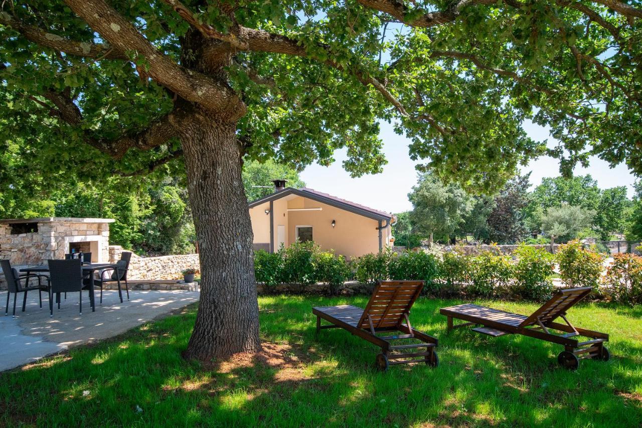 Old Oak Holiday House Villa Rovinj Eksteriør billede